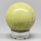 Gelbe Serpentin Edelsteinkugel aus Pakistan 5 cm Durchmesser